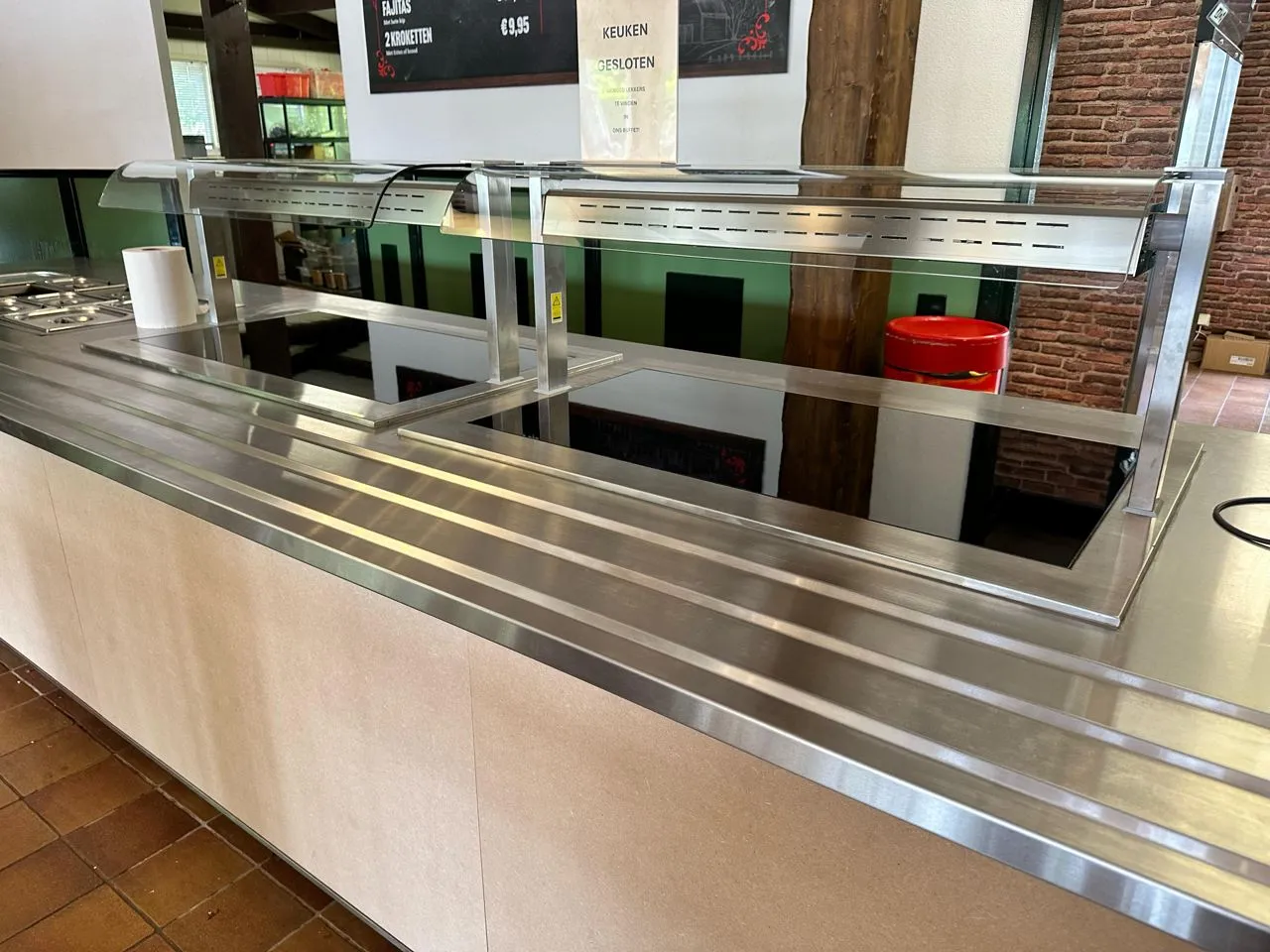 Uitgiftecounter in het restaurant van Drievliet