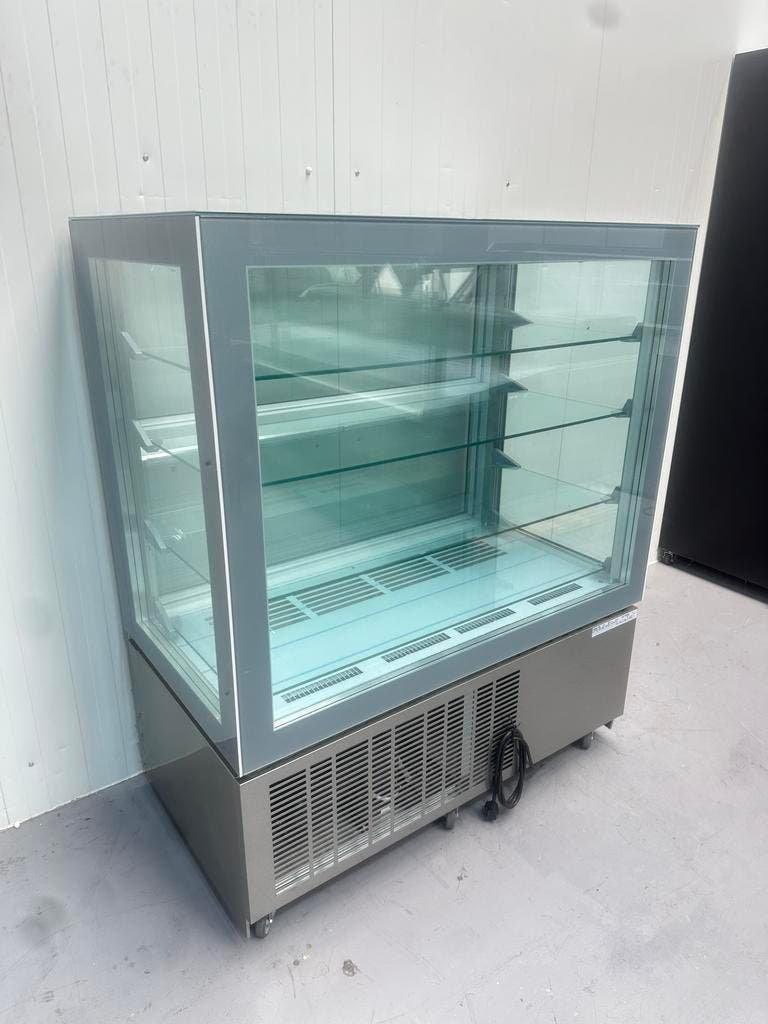 Taartenvitrine Diamond | 120x70x145cm | 230V